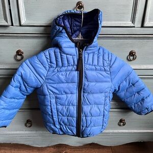 URBAN REPUBLIC BLUE LIGHTWEIGHT/ PACKABLE JACKET WITH HOOD